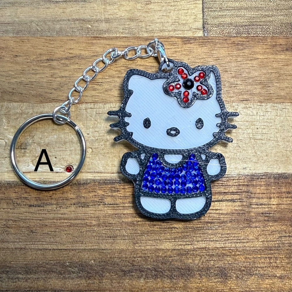 Hello Kitty Keychain - Picture 2 of 7